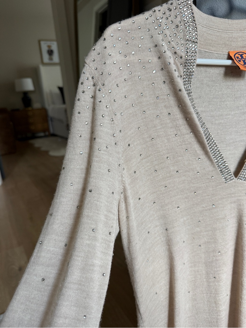 Tory Burch, beige rhinestone tunic size large - Picture 4 of 6